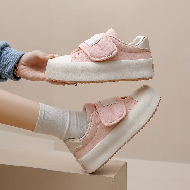 New Women Sneakers Fashion Comfortable Bread Shoes Trend Board Shoes Convenient Thick Sole Casual Sneakers