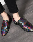 Men's Casual Shoes Mens Comfortable Driving Loafers Light Moccasins Men Retro Embroidery Party Wedding Flats EUR Sizes 38-48