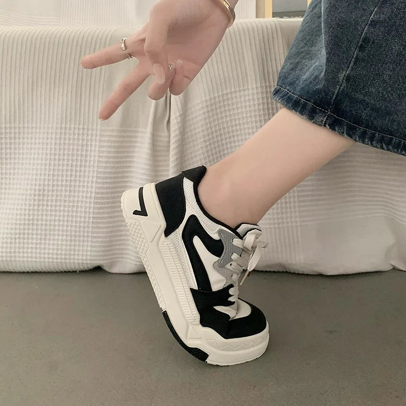 Brand Leather Women's Sneakers White Platform Woman Sports Sneakers Female Vulcanized Shoes Sneakers Casual Ladies Trainers2024