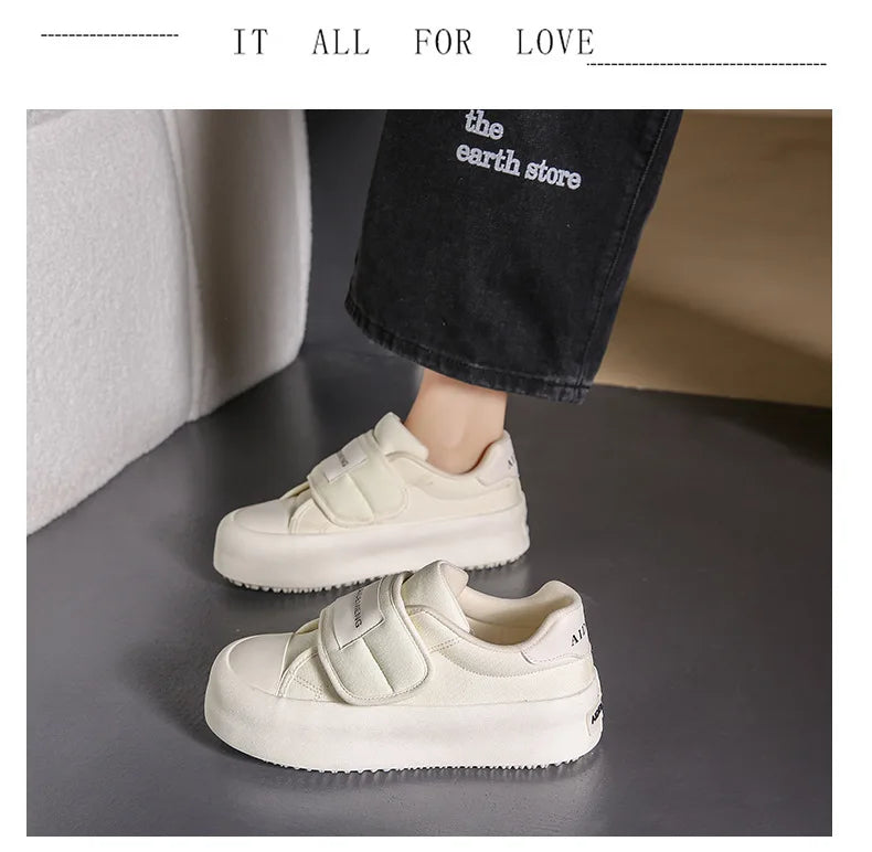 New Women Sneakers Fashion Comfortable Bread Shoes Trend Board Shoes Convenient Thick Sole Casual Sneakers