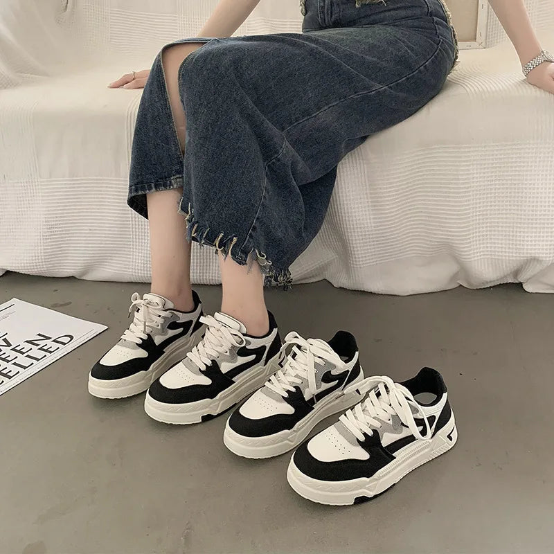 Brand Leather Women's Sneakers White Platform Woman Sports Sneakers Female Vulcanized Shoes Sneakers Casual Ladies Trainers2024